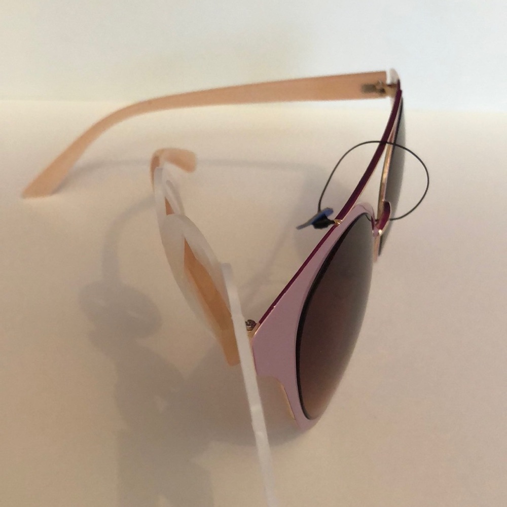 FASHION ROUND CAT LENSE MAUVE 100% UV SUNGLASSES - Picture 4 of 8
